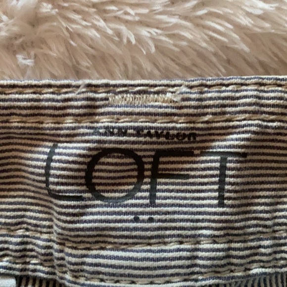 Loft women’s shorts - Picture 2 of 4